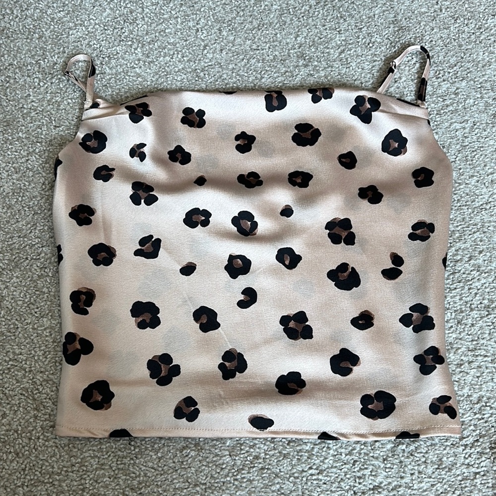 Dress forum rose pink leopard top
